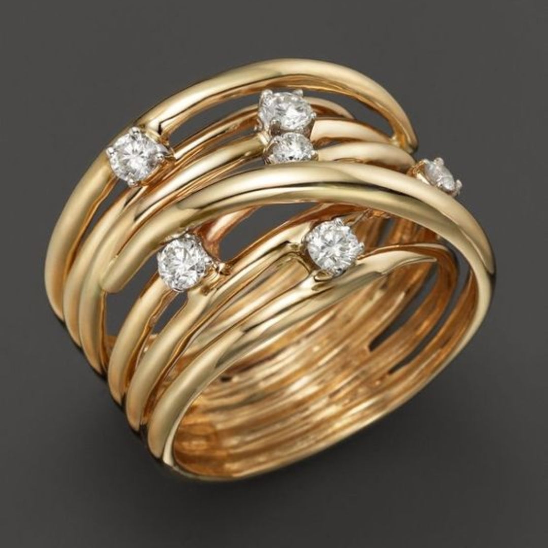 Fine Vintage Gold Ring with Cubic Zirconia