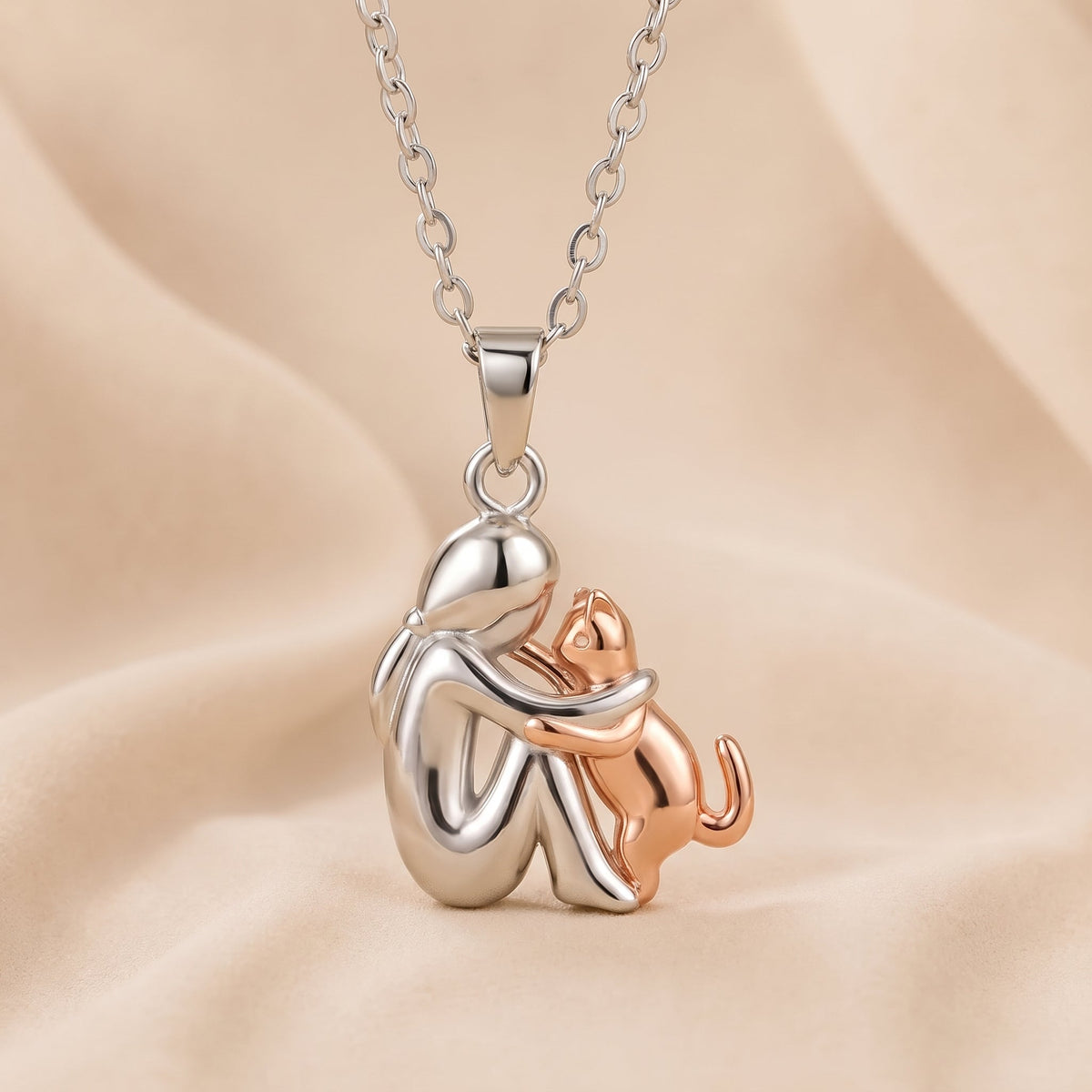 Eternal Hug Necklace 🐾