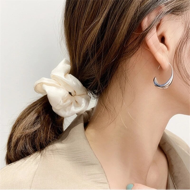 Luxurious Gold Drop Earrings