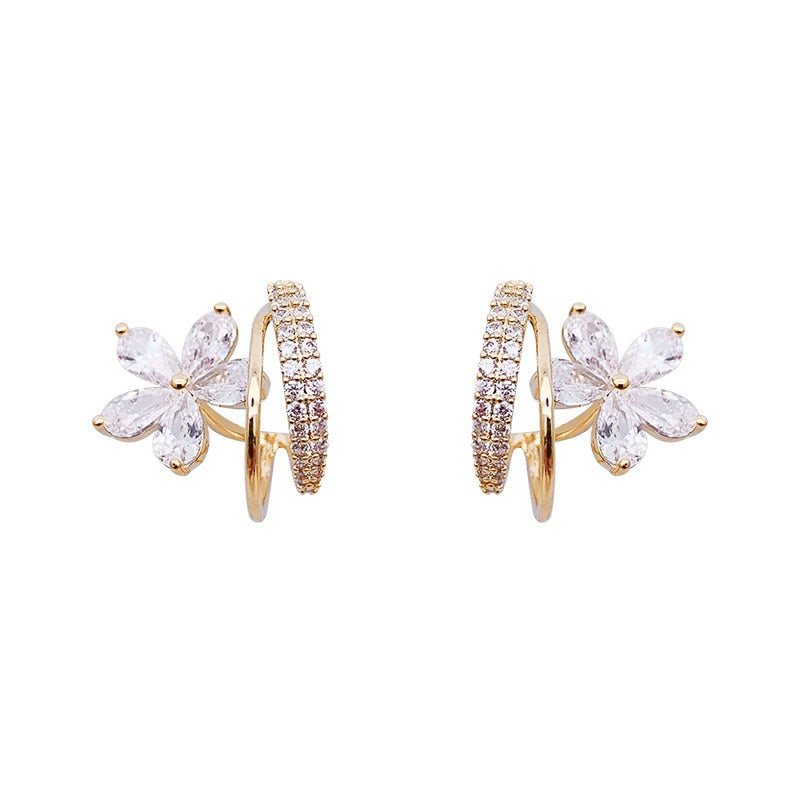 Flower Earrings with Cubic Zirconia Inlays in Gold