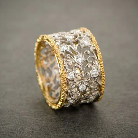 Vintage Crystal Ivy and Gold Ring