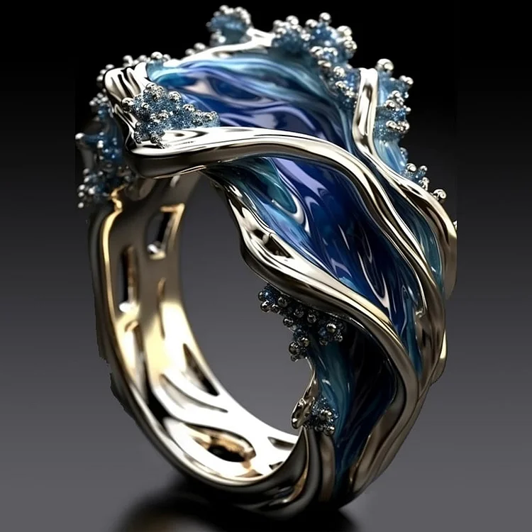 Vintage Gold Ring with Ocean Wave Pattern